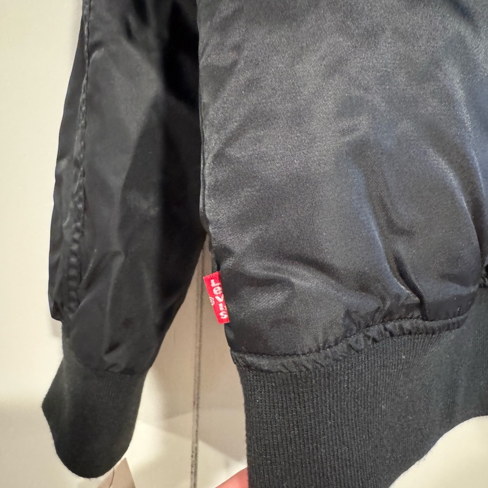 Levis men’s Black MA-1 Military Bomber Jacket Coat Size Large NWT - Picture 8 of 8